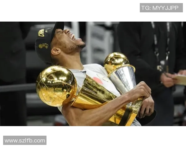 镜头回顾：字母哥这一幕令人泪目