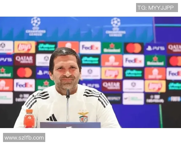 皇马赛场突发小插曲裁判果断应对平息事态全过程揭秘